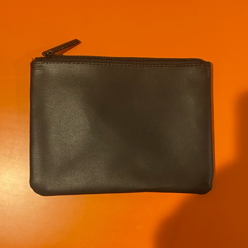 PRIDE MAC Cosmetic Pouch - Picture 4 of 4